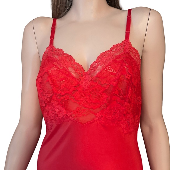 Vanity Fair Vtg 50s 60s Slip Chemise Lipstick Red Tricot Nylon Lace Bodice Lacy - Picture 3 of 16